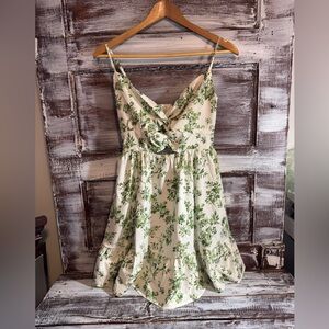 SHEIN Green Floral Print Mini Dress